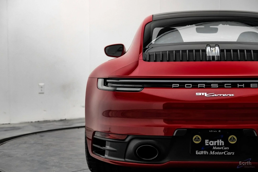 2024 Porsche 992 Carrera - Image 14 of 21