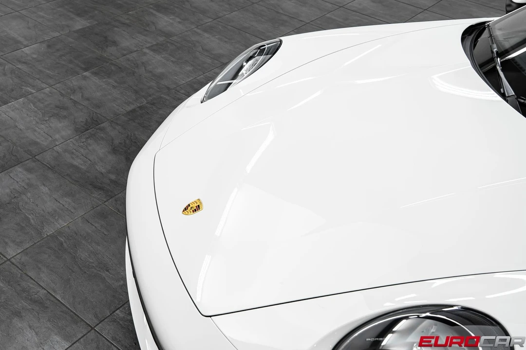 2024 Porsche 992 Carrera S - Image 9 of 31