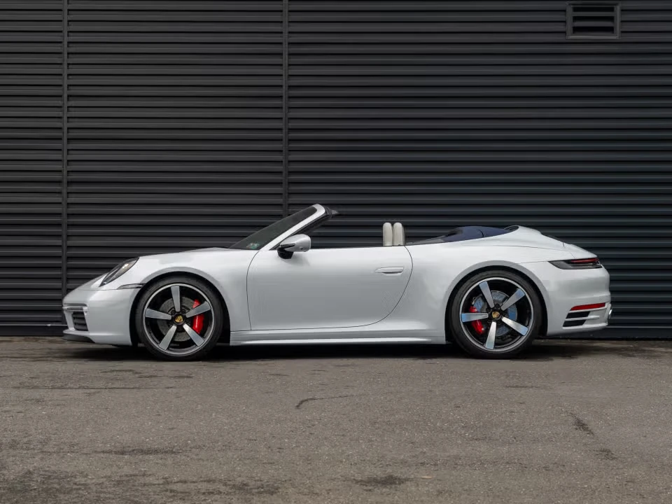 2024 Porsche 992 Carrera S - Image 11 of 31
