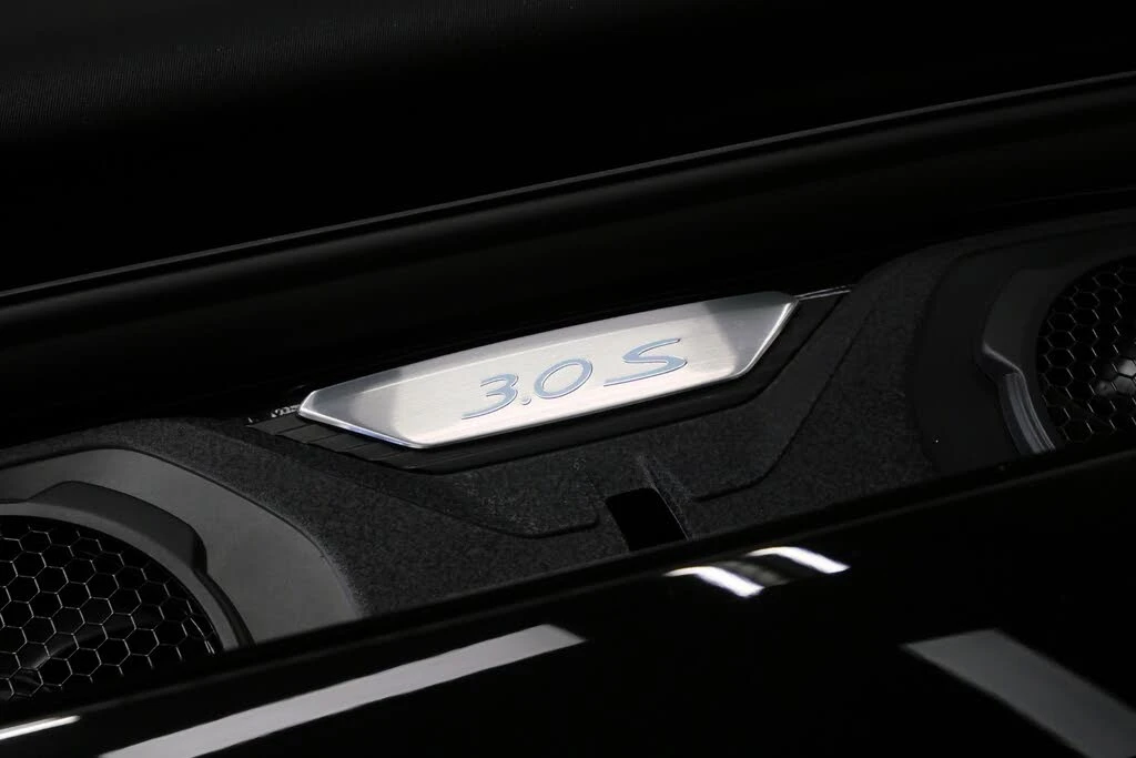 2024 Porsche 992 Carrera S - Image 12 of 31
