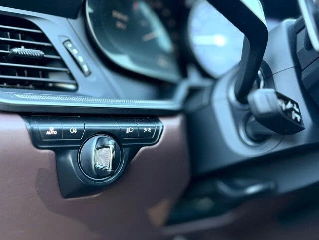 2024 Porsche 992 Carrera S - Image 16 of 31