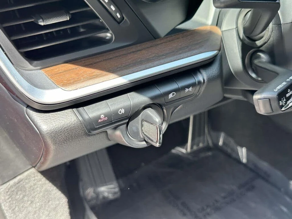 2024 Porsche 992 Carrera S - Image 19 of 30