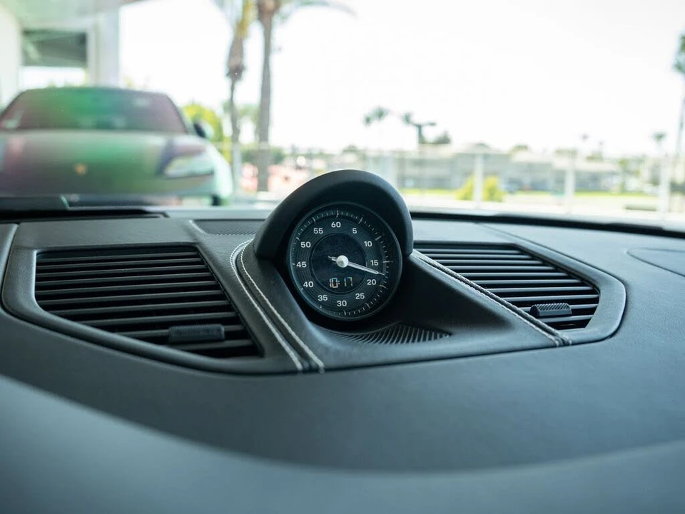 2024 Porsche 992 Carrera S - Image 8 of 31