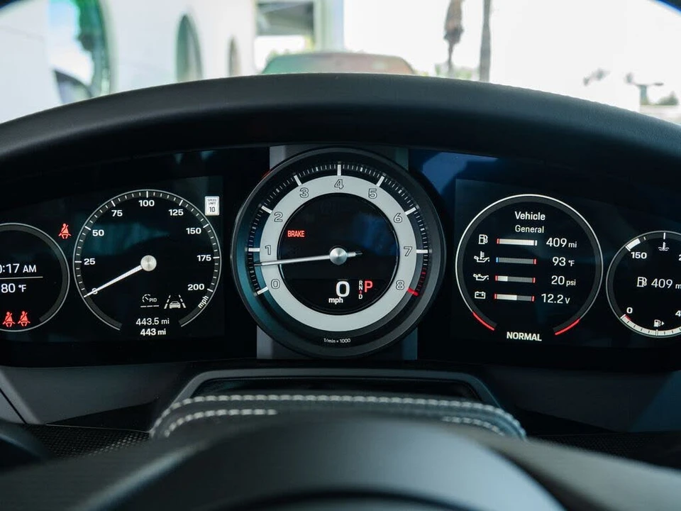 2024 Porsche 992 Carrera S - Image 6 of 31
