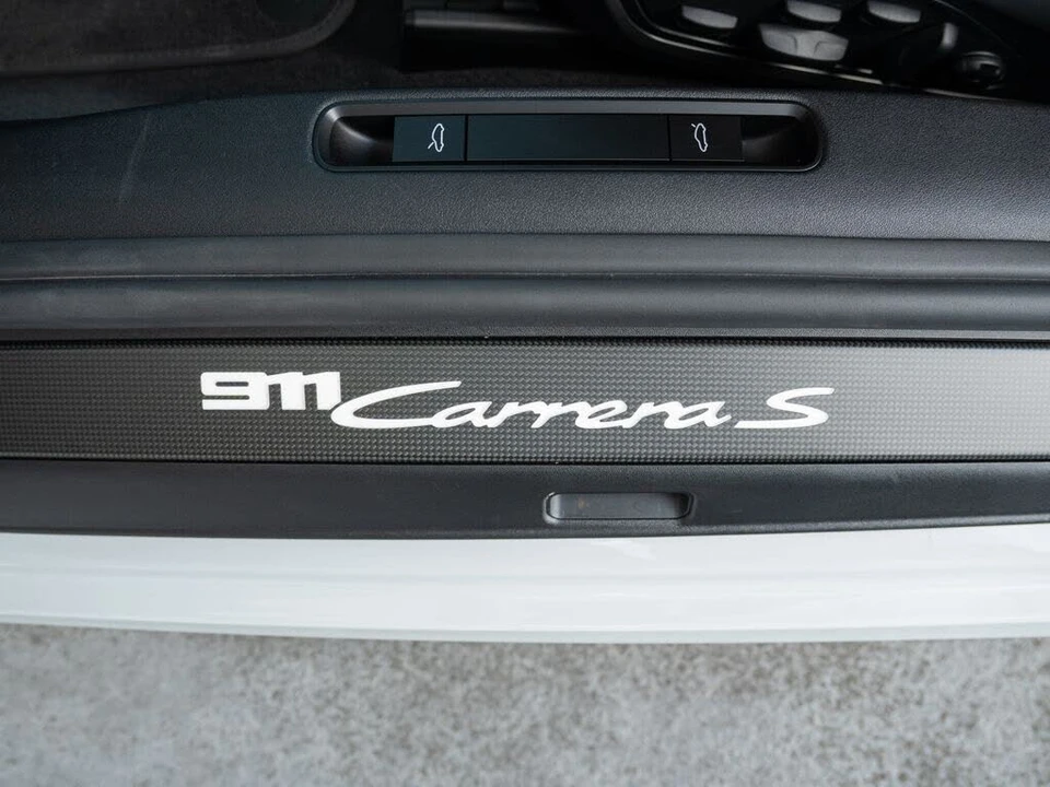 2024 Porsche 992 Carrera S - Image 20 of 31