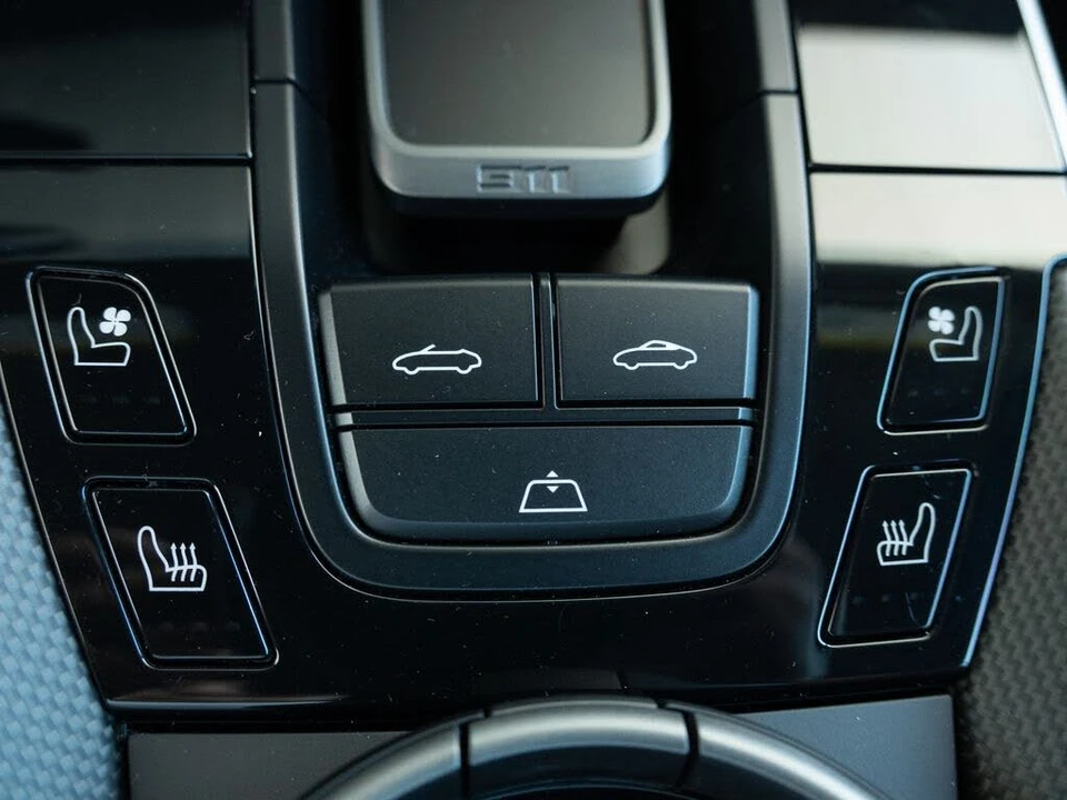2024 Porsche 992 Carrera S - Image 16 of 31