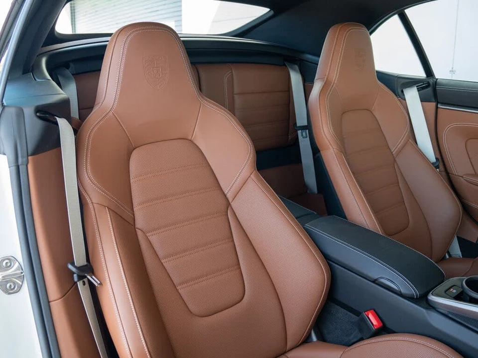 2024 Porsche 992 Carrera S - Image 25 of 31