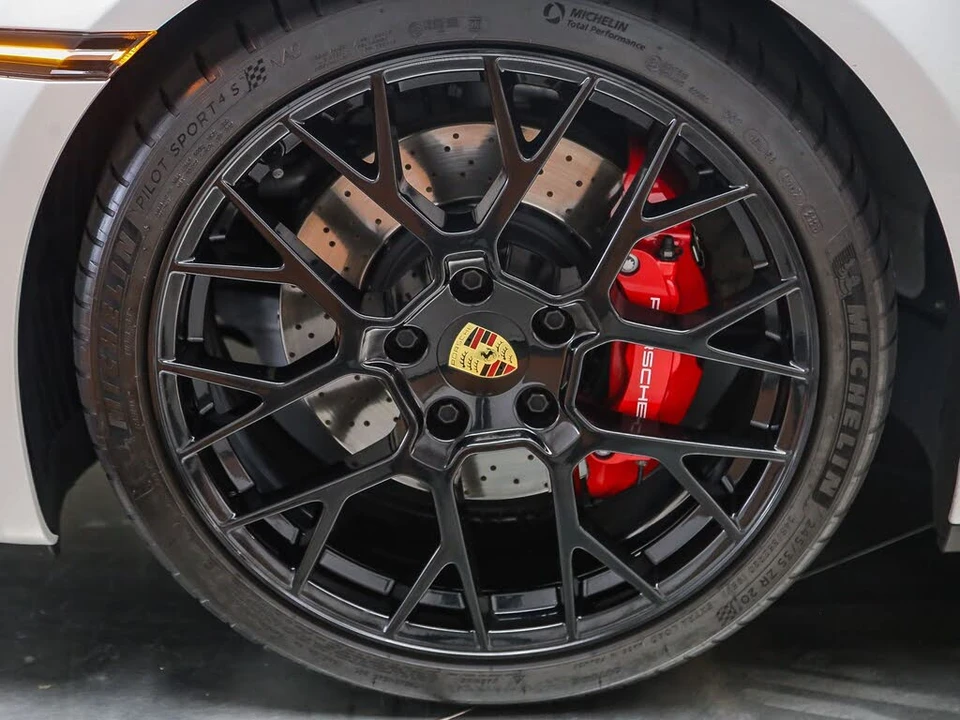 2024 Porsche 992 Carrera S - Image 14 of 31
