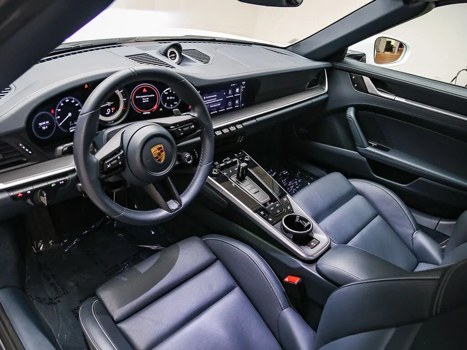 2024 Porsche 992 Carrera S - Image 17 of 31