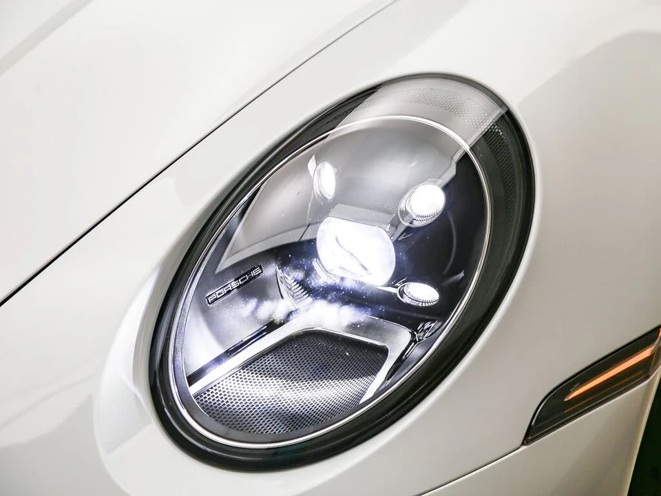 2024 Porsche 992 Carrera S - Image 12 of 31