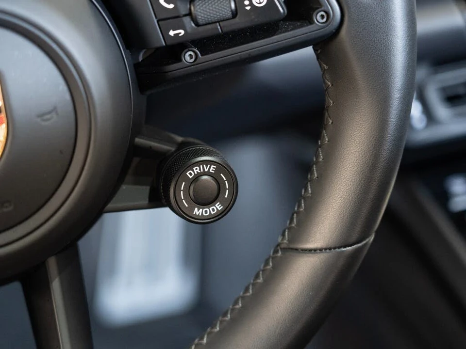 2024 Porsche 992 Carrera S - Image 23 of 27