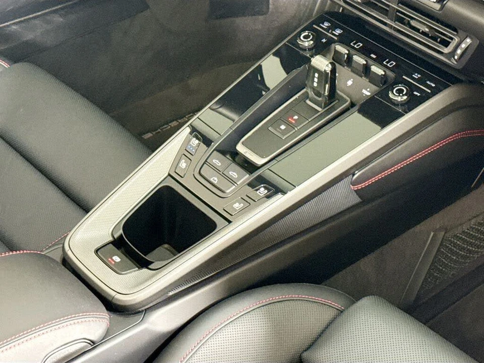 2024 Porsche 992 Carrera S - Image 27 of 31
