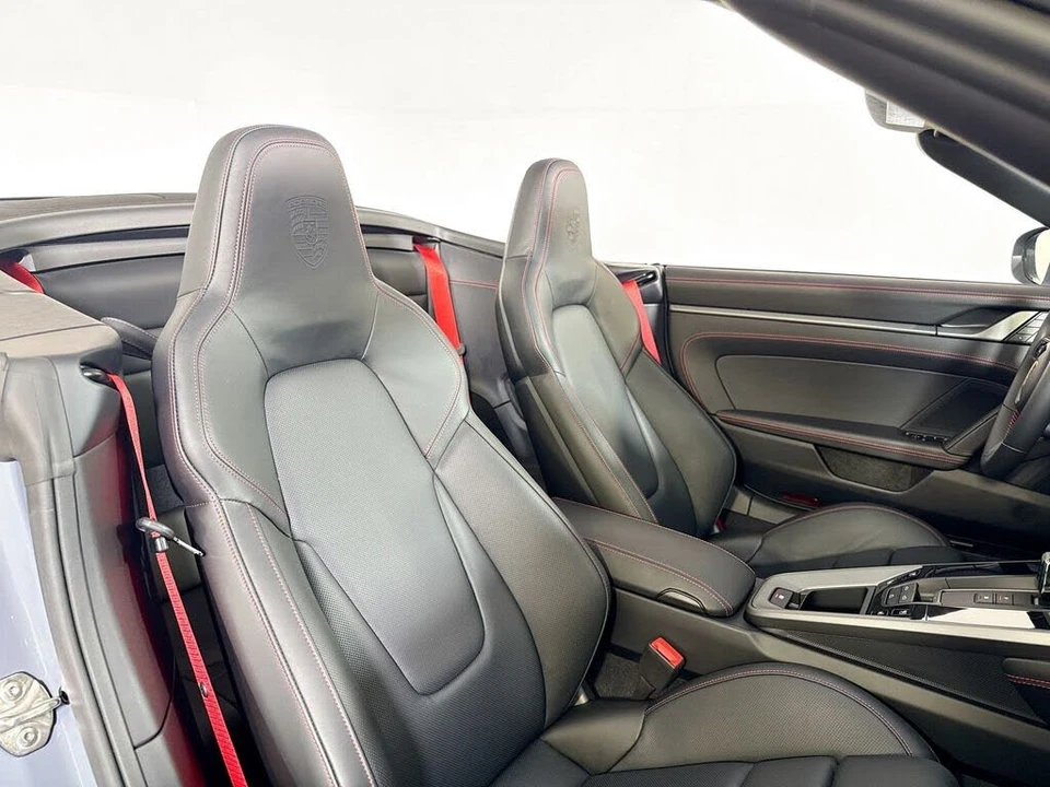 2024 Porsche 992 Carrera S - Image 18 of 31