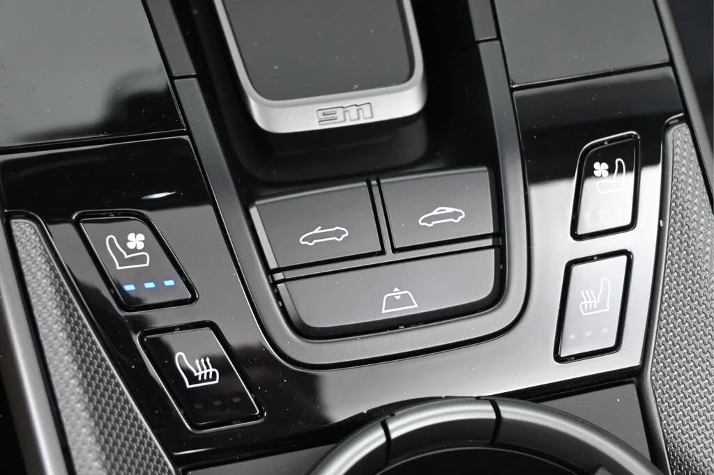 2024 Porsche 992 Carrera S - Image 12 of 31