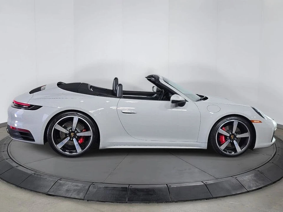 2024 Porsche 992 Carrera S - Image 8 of 31