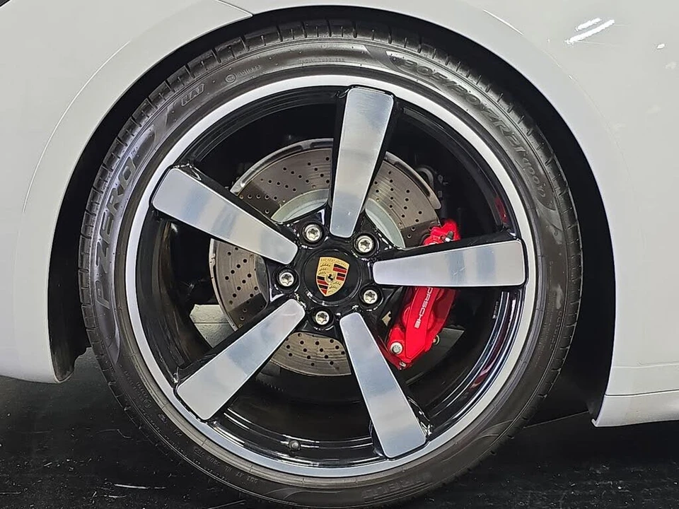 2024 Porsche 992 Carrera S - Image 29 of 31