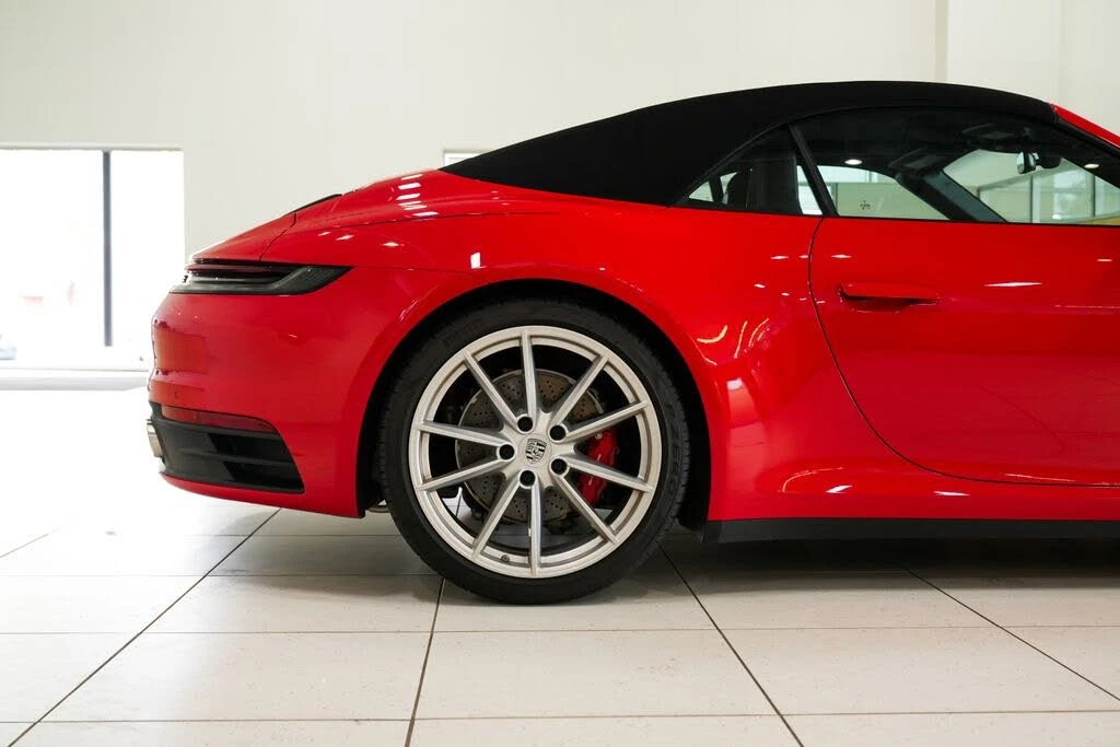 2024 Porsche 992 Carrera S - Image 17 of 31