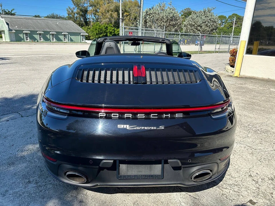 2024 Porsche 992 Carrera S - Image 7 of 31