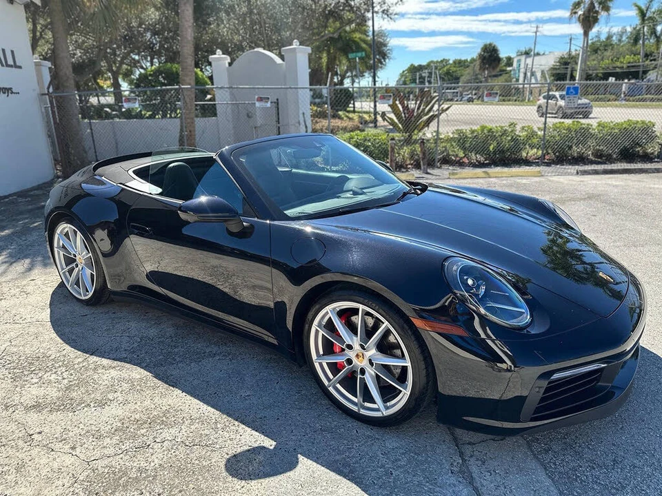 2024 Porsche 992 Carrera S - Image 10 of 31
