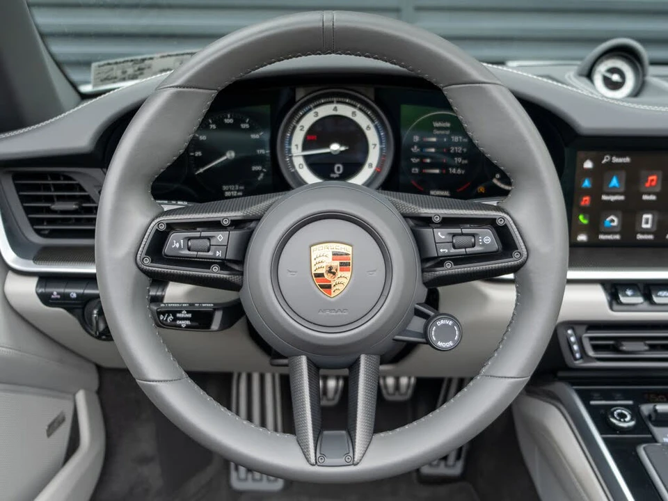 2024 Porsche 992 Carrera S - Image 6 of 31