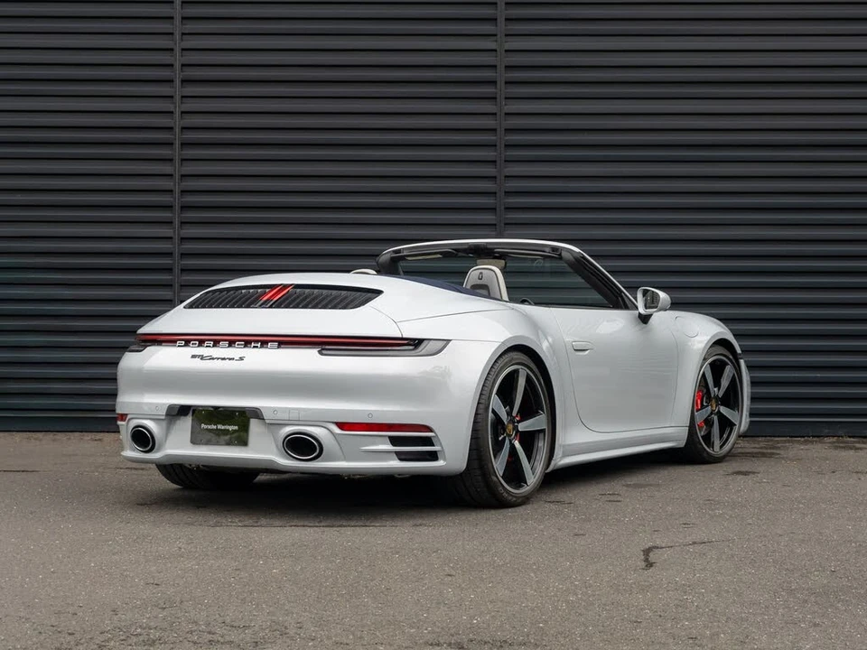 2024 Porsche 992 Carrera S - Image 8 of 31