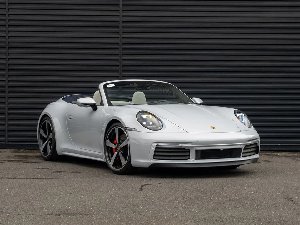 2024 Porsche 992 Carrera S - Image 10 of 31