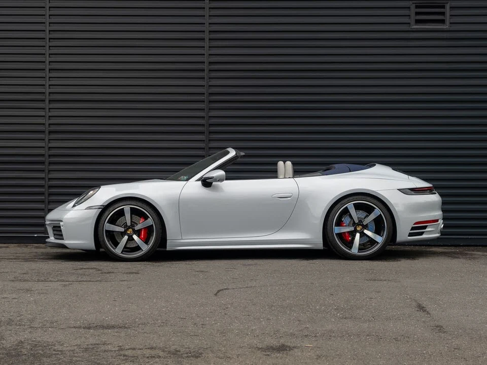 2024 Porsche 992 Carrera S - Image 2 of 31