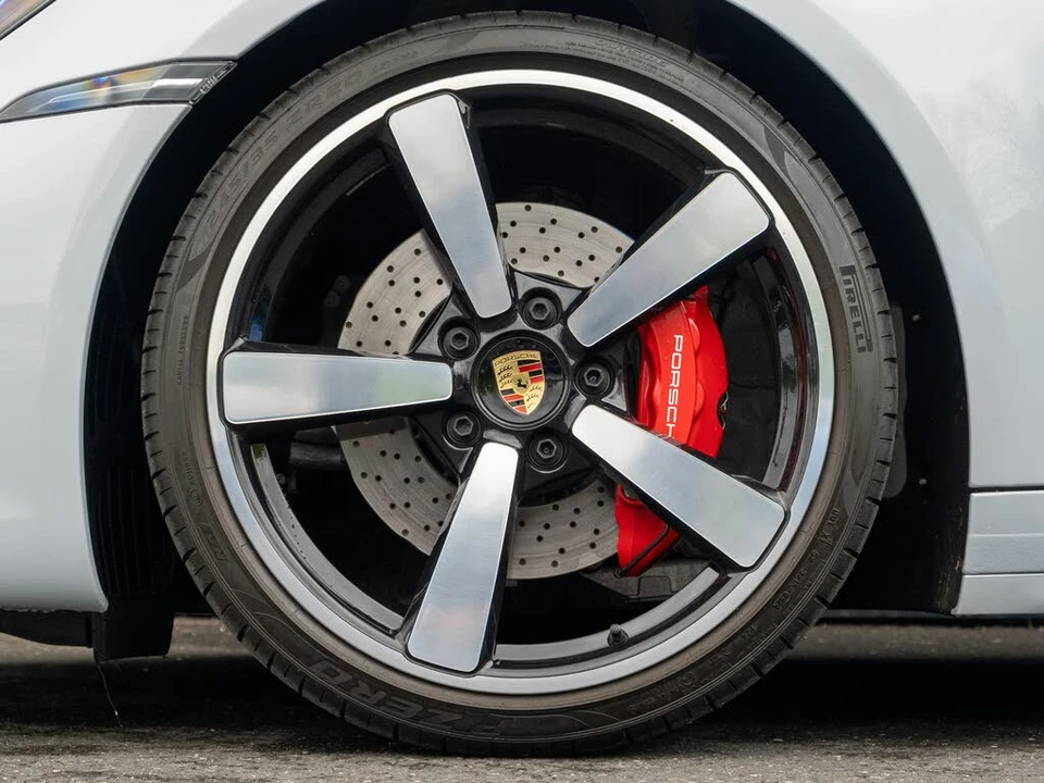 2024 Porsche 992 Carrera S - Image 12 of 31