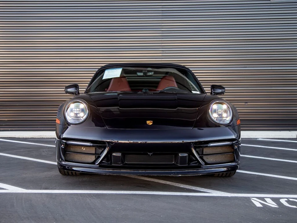 2024 Porsche 992 Carrera S - Image 10 of 28