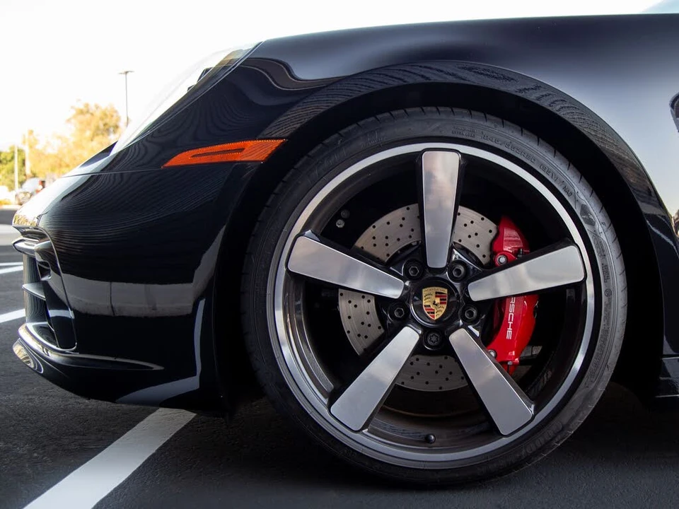 2024 Porsche 992 Carrera S - Image 11 of 28