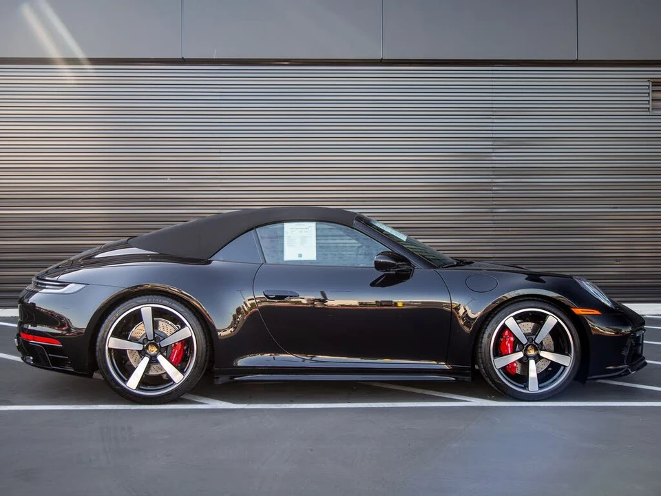 2024 Porsche 992 Carrera S - Image 8 of 28