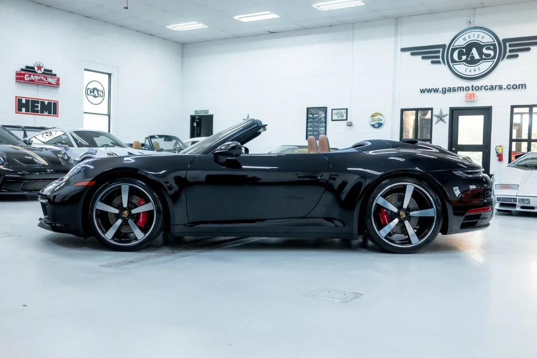 2024 Porsche 992 Carrera S - Image 11 of 21