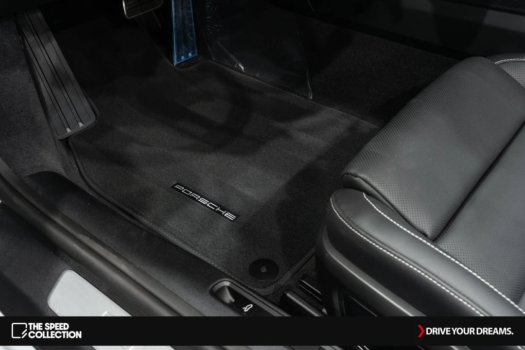2024 Porsche 992 Carrera S - Image 17 of 21