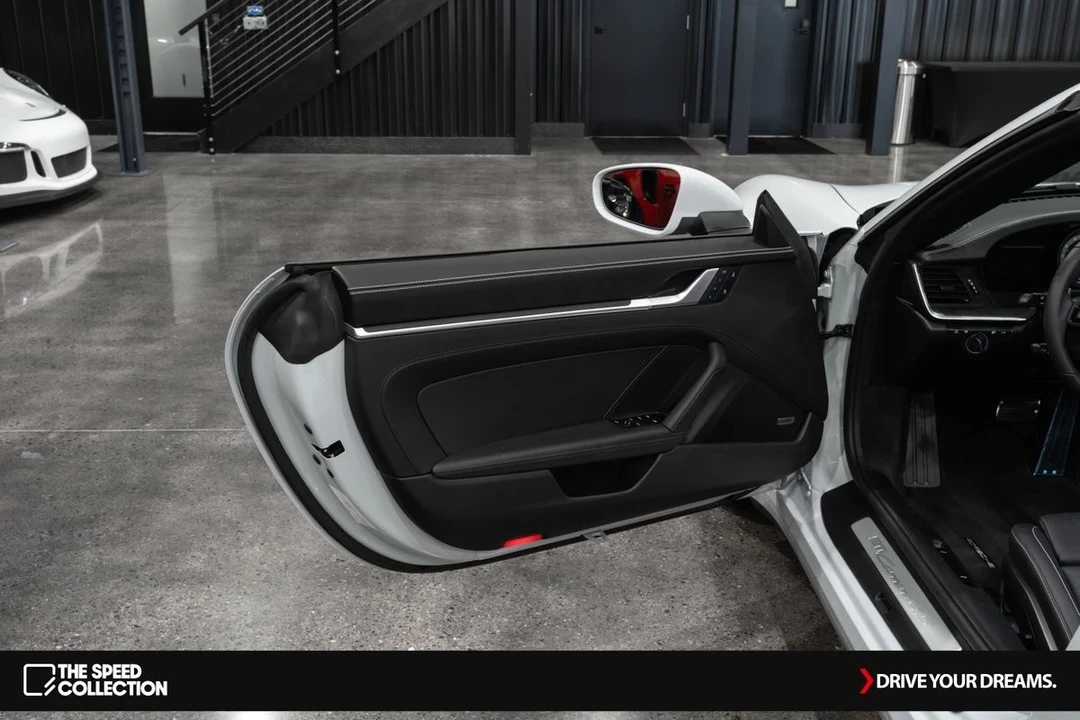 2024 Porsche 992 Carrera S - Image 11 of 21