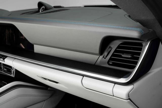 2024 Porsche 992 Carrera S - Image 19 of 21