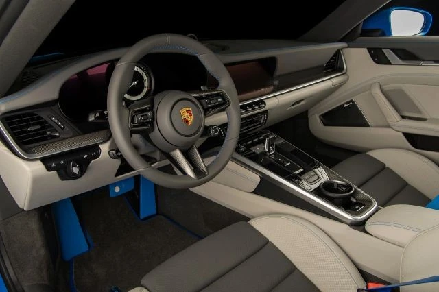 2024 Porsche 992 Carrera S - Image 7 of 15