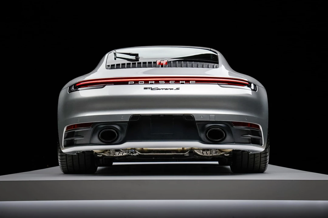 2024 Porsche 992 Carrera S - Image 14 of 31