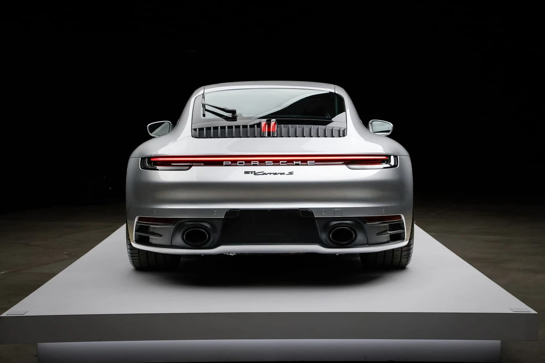 2024 Porsche 992 Carrera S - Image 15 of 31