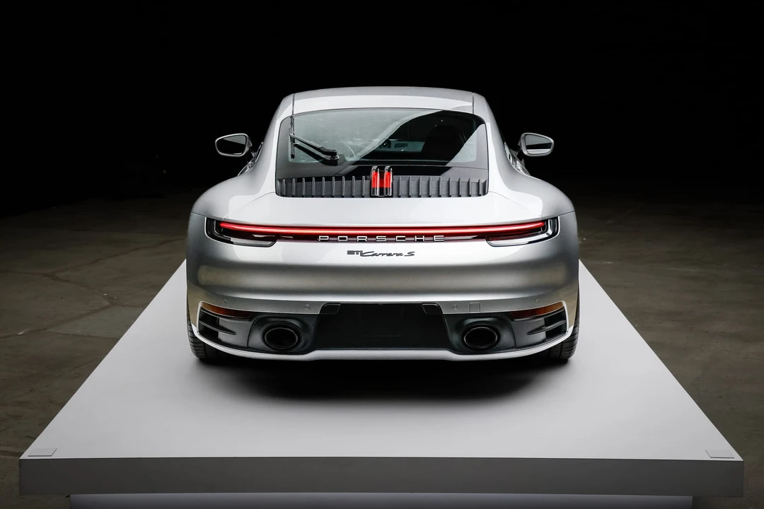 2024 Porsche 992 Carrera S - Image 16 of 31