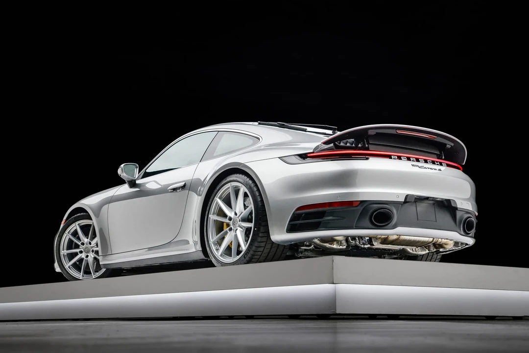 2024 Porsche 992 Carrera S - Image 11 of 31