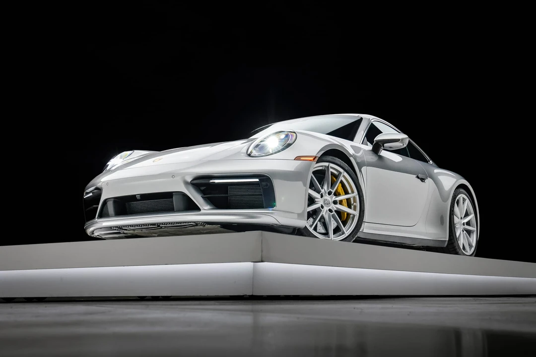 2024 Porsche 992 Carrera S - Image 4 of 31