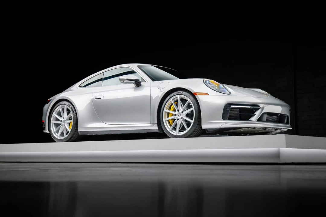 2024 Porsche 992 Carrera S - Image 23 of 31