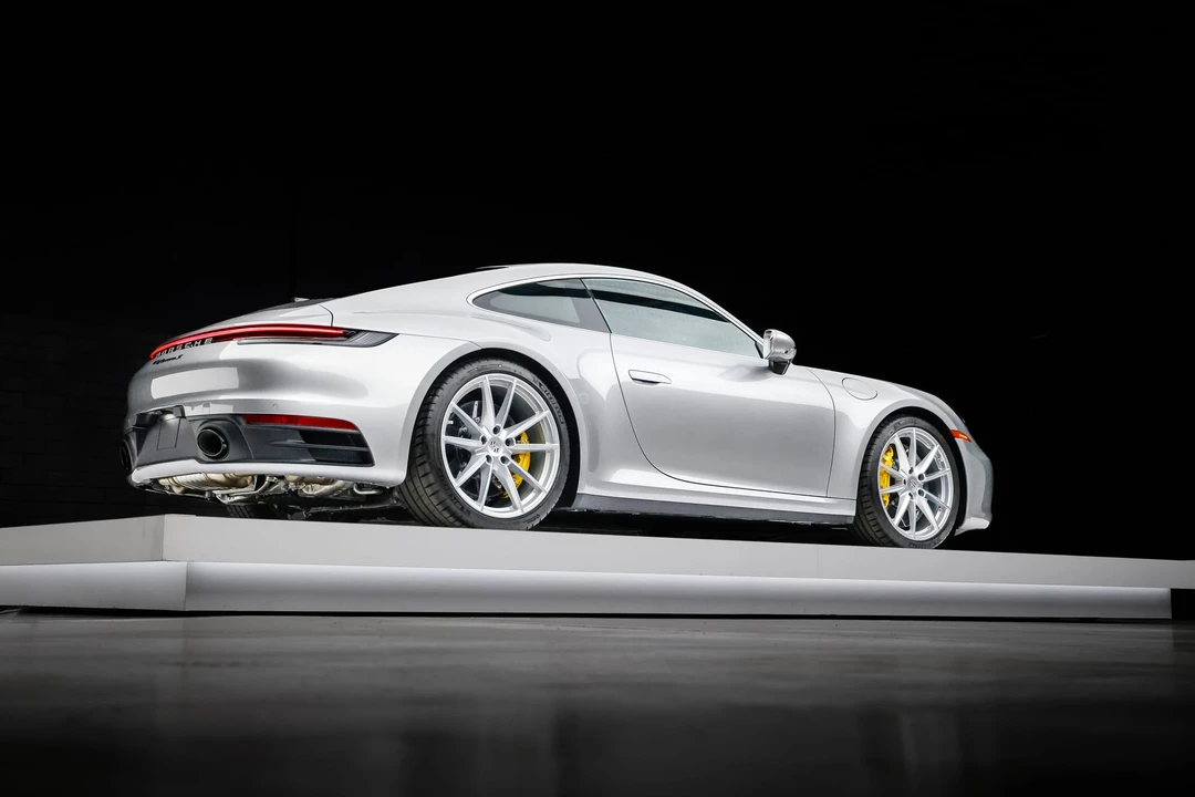 2024 Porsche 992 Carrera S - Image 19 of 31
