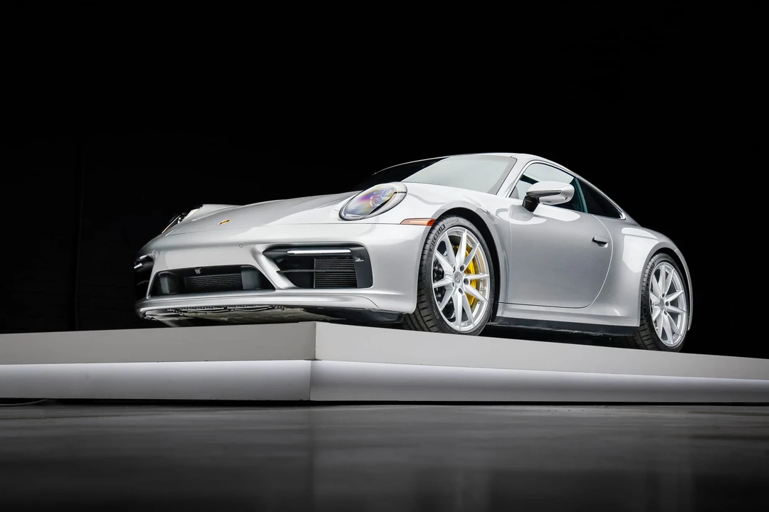 2024 Porsche 992 Carrera S - Image 5 of 31