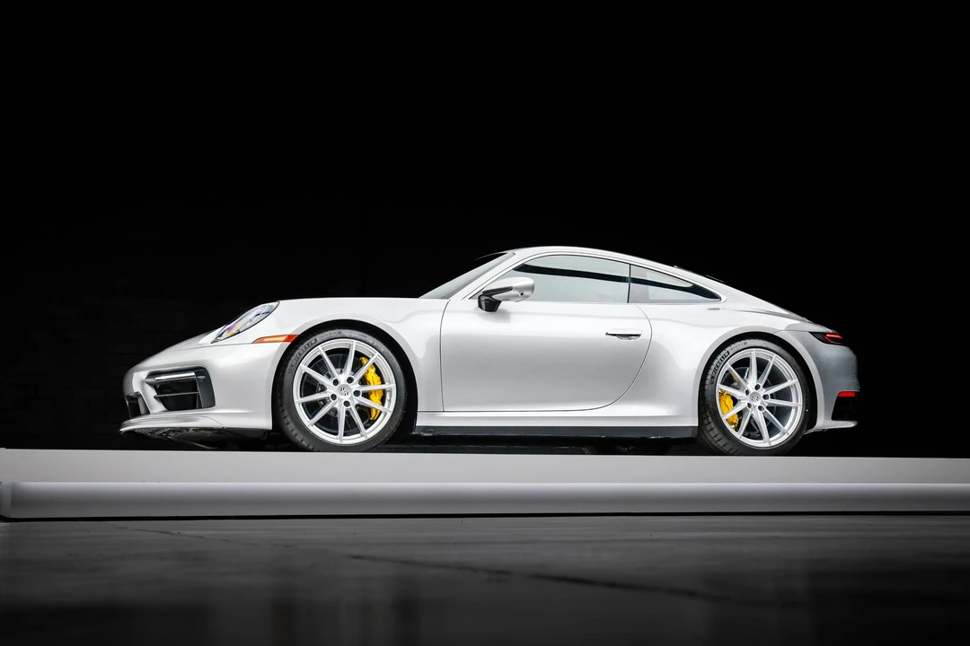 2024 Porsche 992 Carrera S - Image 7 of 31