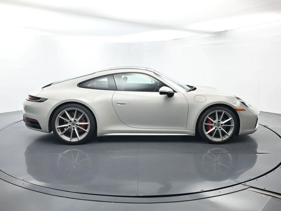 2024 Porsche 992 Carrera S - Image 16 of 31
