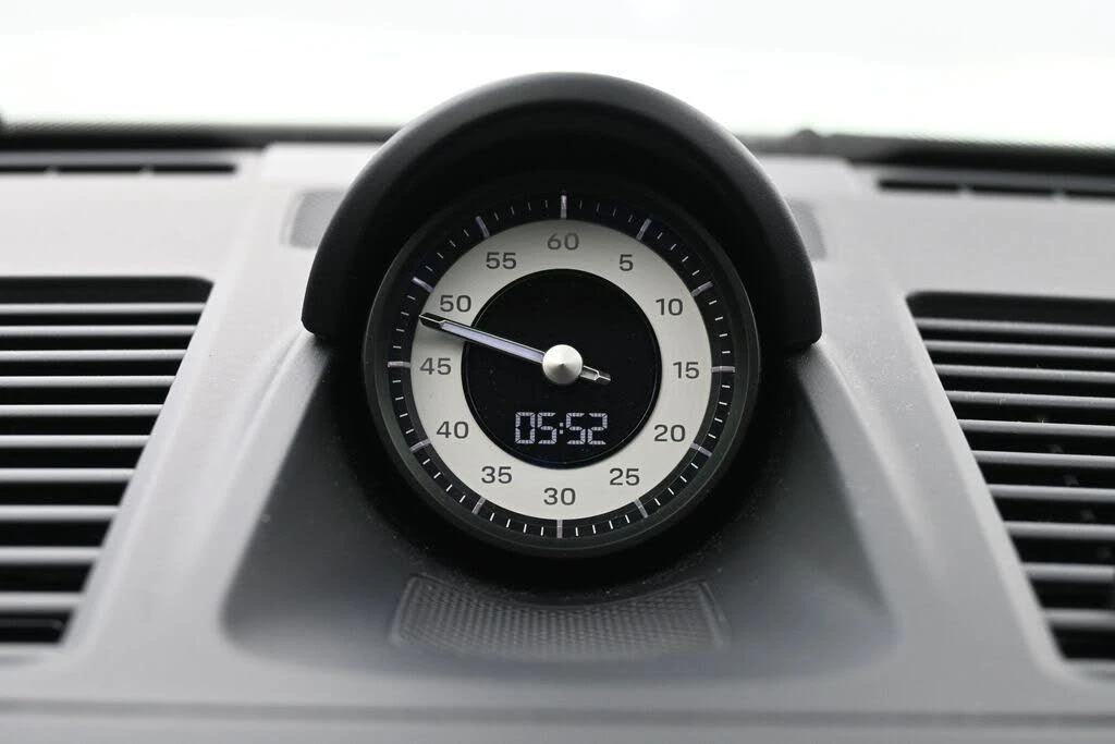 2024 Porsche 992 Carrera S - Image 11 of 31
