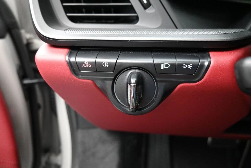 2024 Porsche 992 Carrera S - Image 20 of 31