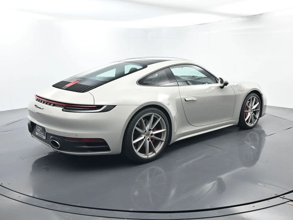 2024 Porsche 992 Carrera S - Image 15 of 31