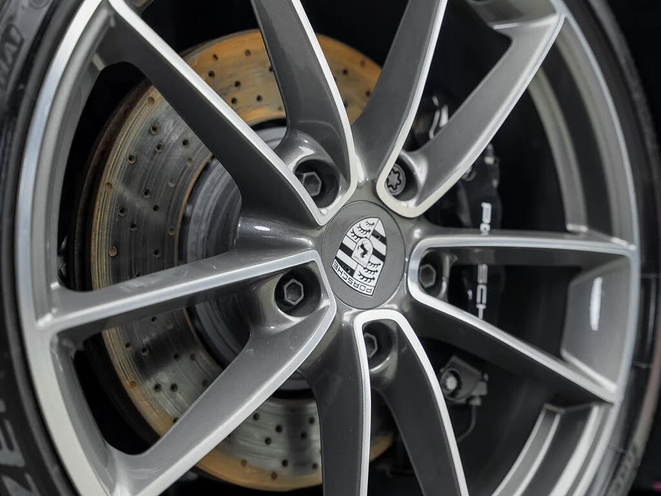 2024 Porsche 992 Carrera S - Image 23 of 31